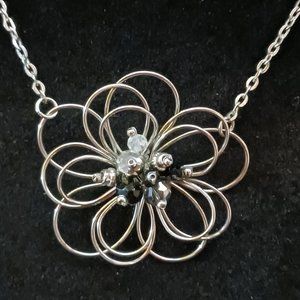 Necklace silver tone wire flower